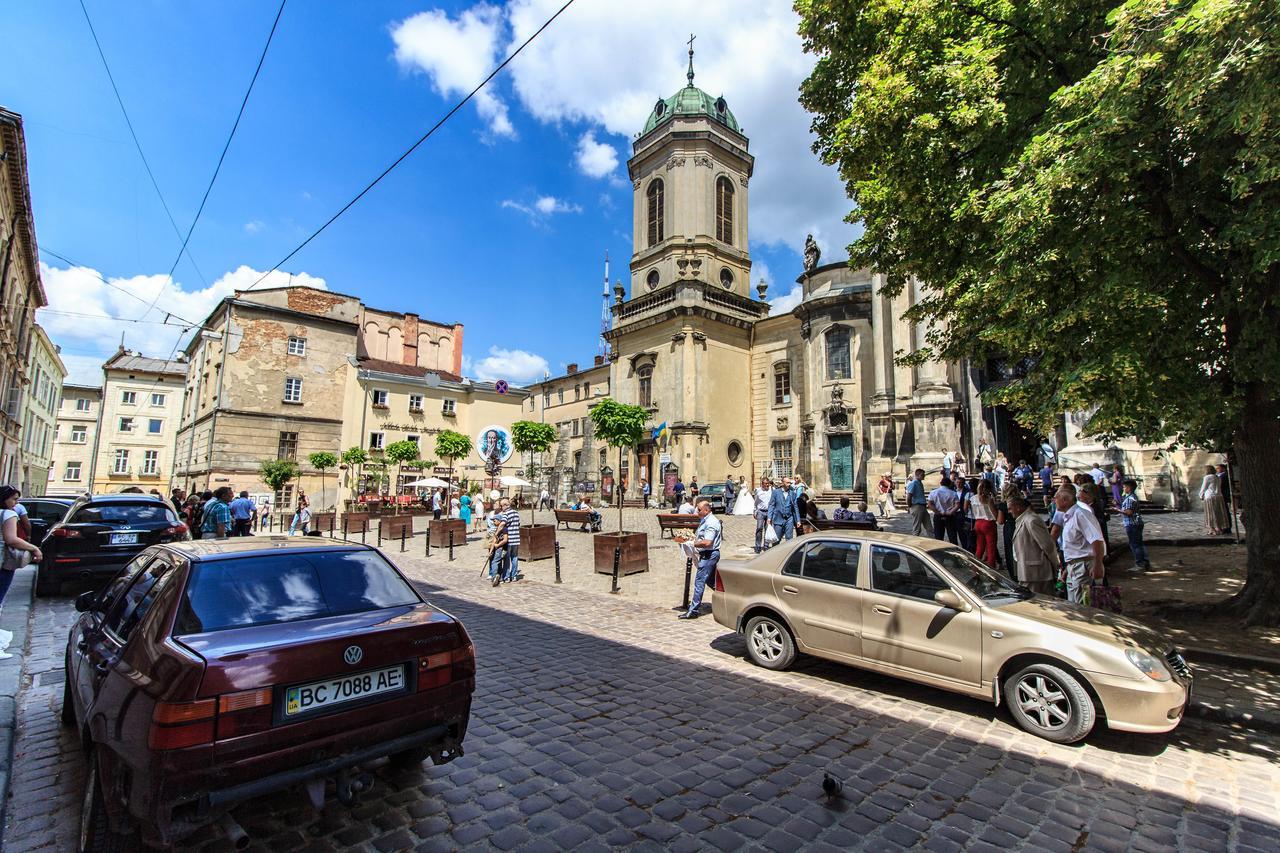 Dominicana L Apartments L Lviv Historical City Center Exterior foto