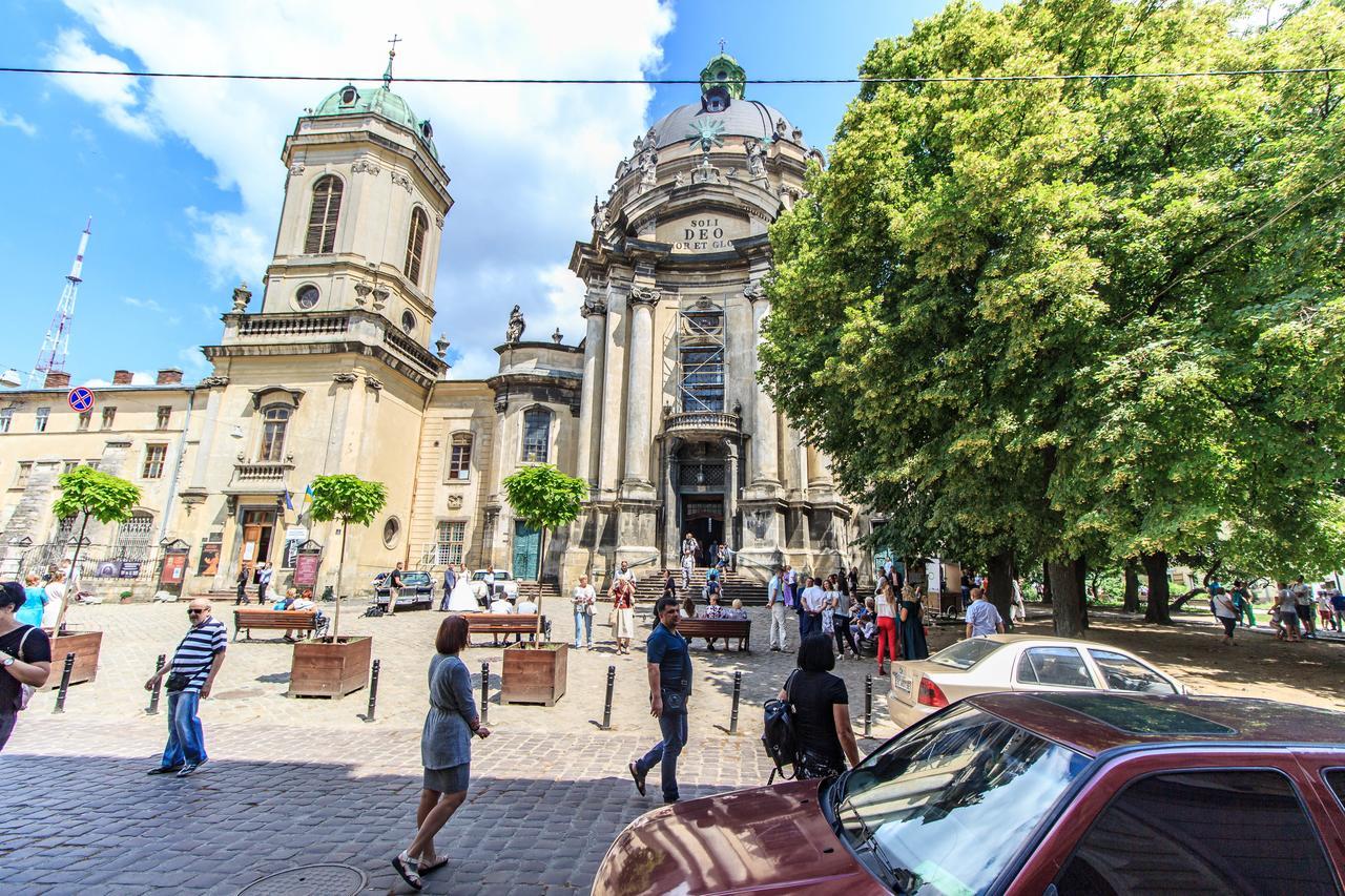 Dominicana L Apartments L Lviv Historical City Center Exterior foto